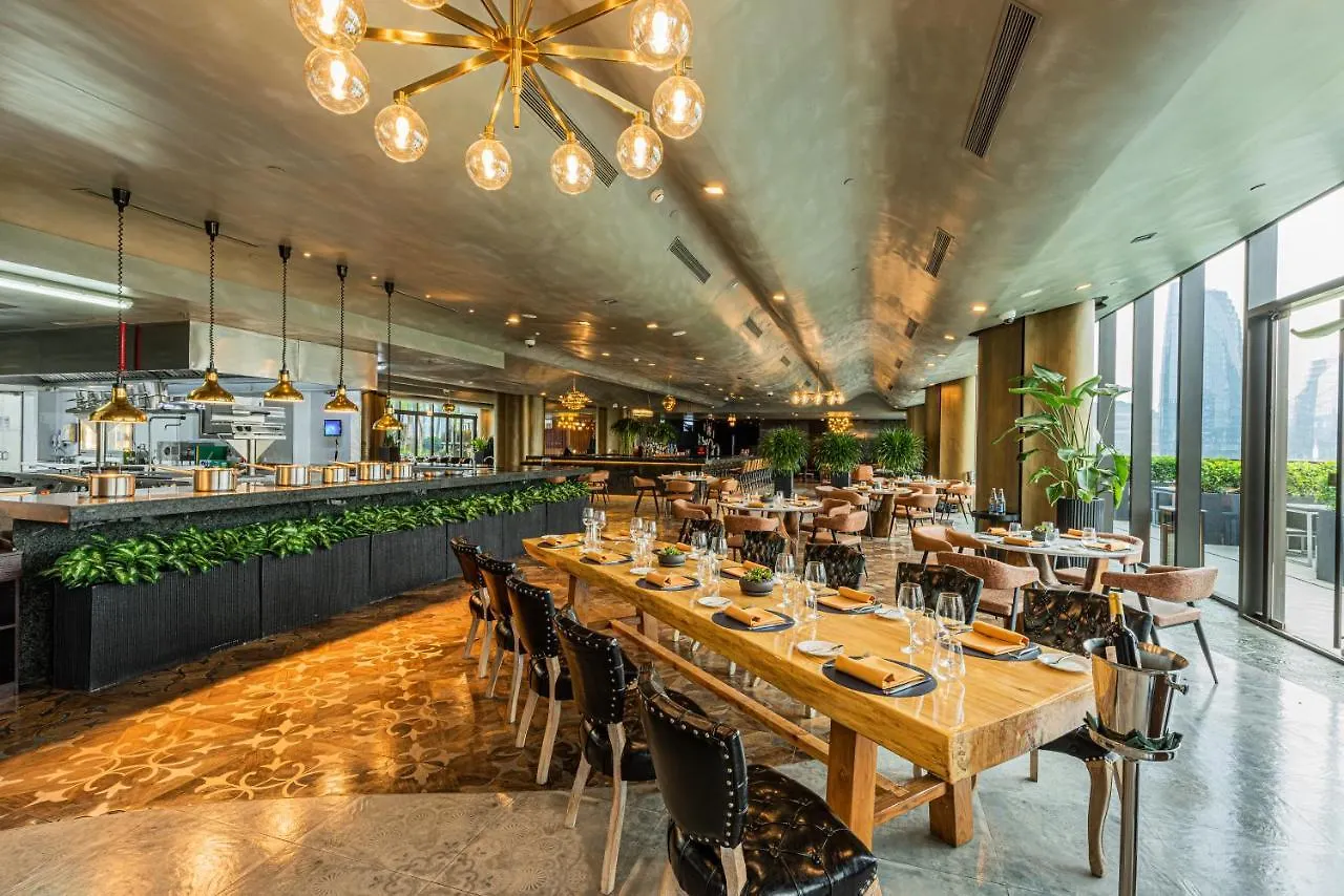 Yoho Hollywood Roosevelt Hotel Macau 5*,