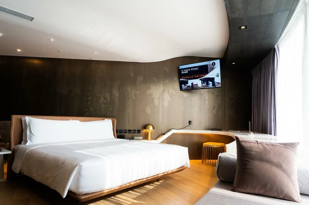 Yoho Hollywood Roosevelt Hotel Macau 5*,