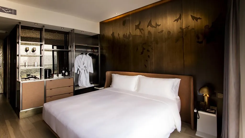 Yoho Hollywood Roosevelt Hotel Macau