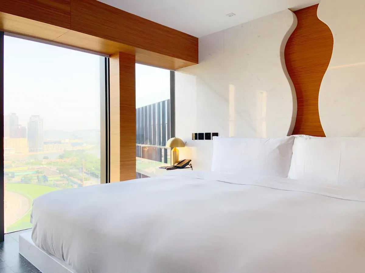 Yoho Hollywood Roosevelt Hotel Macau