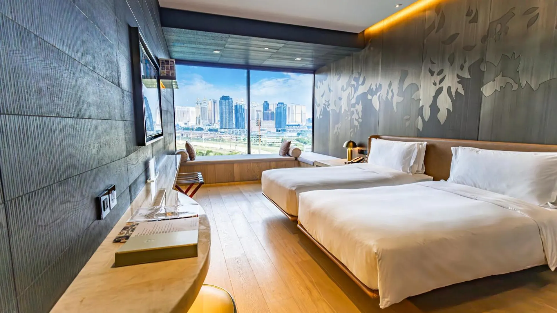 Yoho Hollywood Roosevelt Hotel Macau