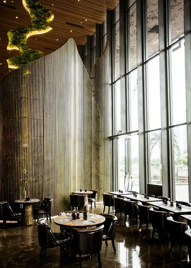 Yoho Hollywood Roosevelt Hotel Macau 5*,  China